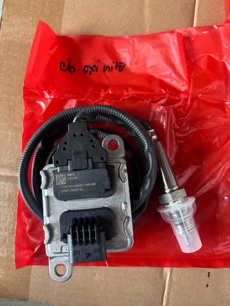 Cảm Biến Khí Thải NOX (Cảm Biến Oxy Nitơ) Xe Đầu Kéo FAW JH6